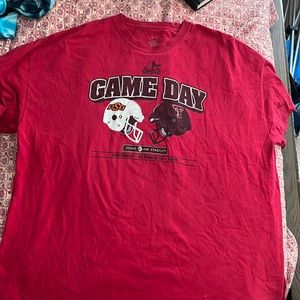 VINTAGE TEXAS TECH VS OKLAHOMA STATE FOOTBALL TSHIRT